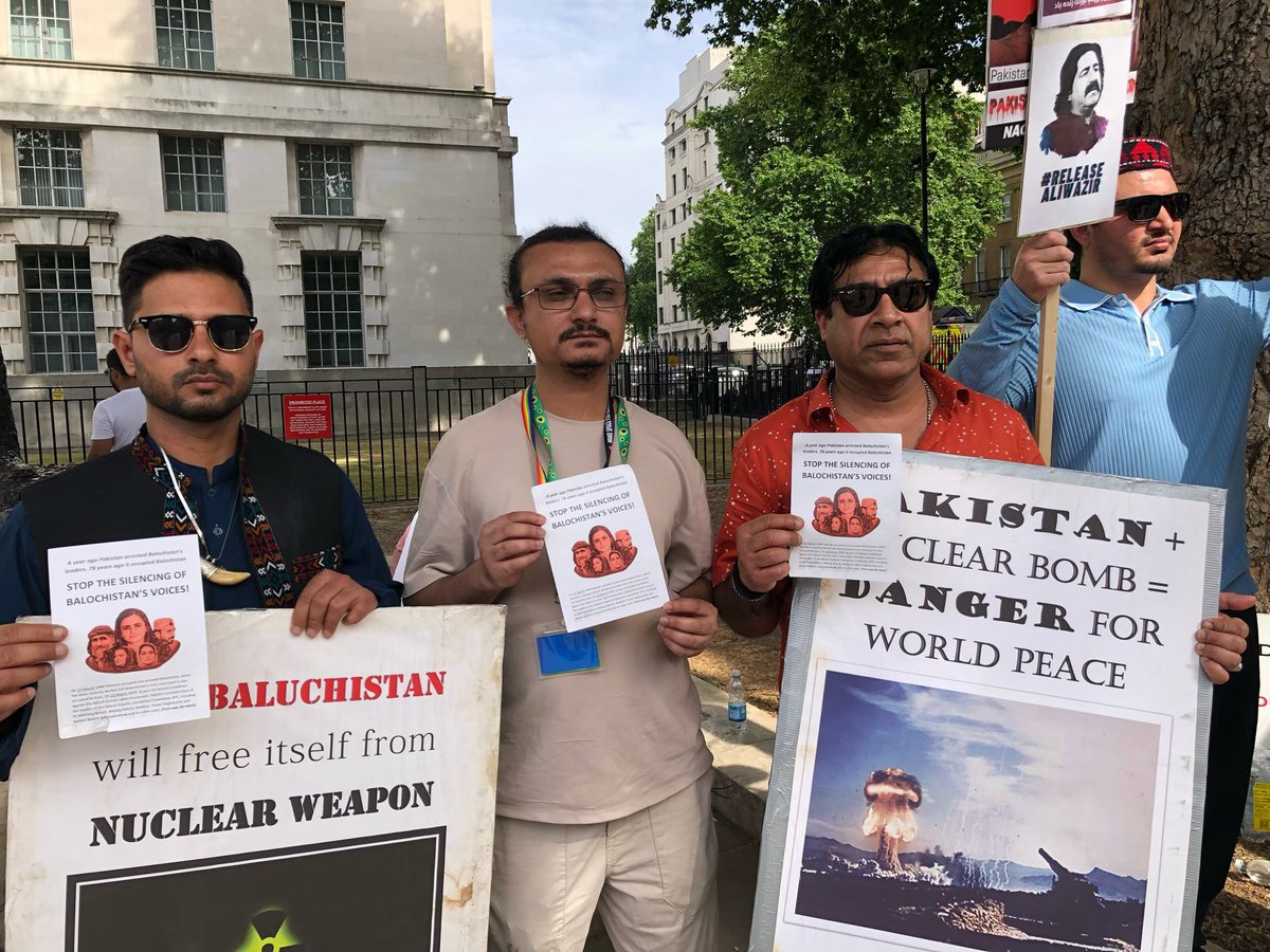 Aomar_karim's tweet photo. I participated in the @FreeBaluchMovt protest outside 10 Downing Street, London, to show solidarity and raise awareness about human rights issues, enforced disappearances, and the impact of Pakistan’s nuclear tests in Balochistan.
#Balochistan
#DeNuclearisation
#stopbalochgenoci https://t.co/RonaSYlPXH