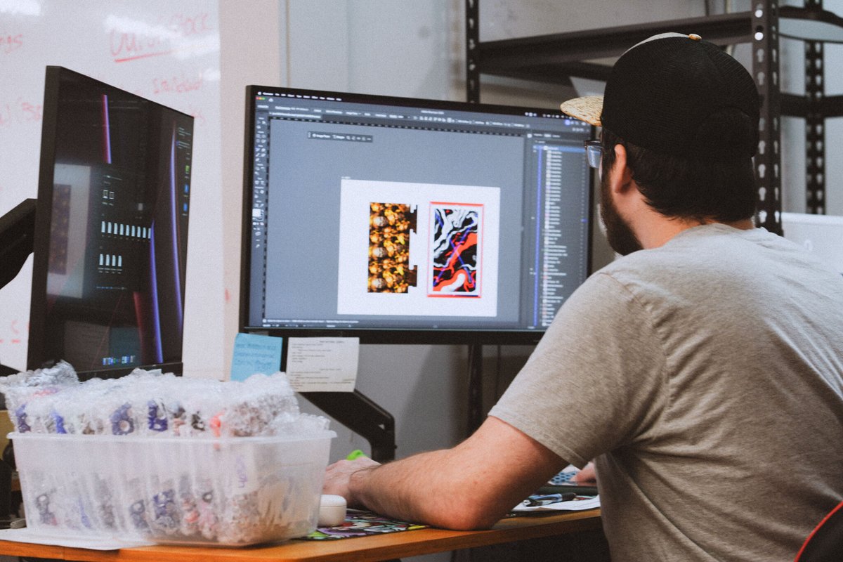 CinchGaming's tweet photo. John in his element, designing #PS5 controller shells today. https://t.co/xOrrdvgHLY