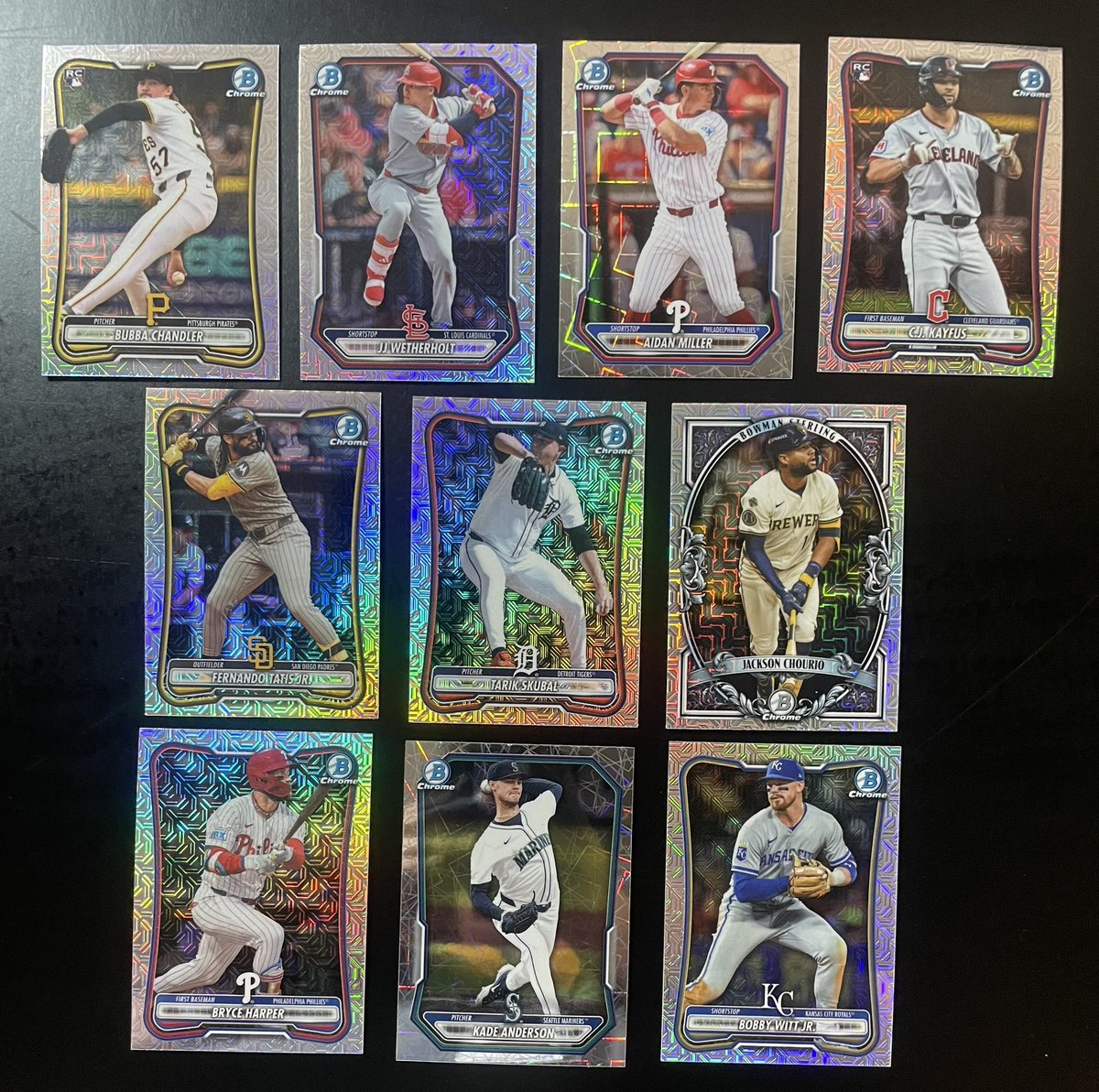 UpstateCC42's tweet photo. @Lynchcardsales Take a big lot for $25 shipped https://t.co/ZllTKzxmn6