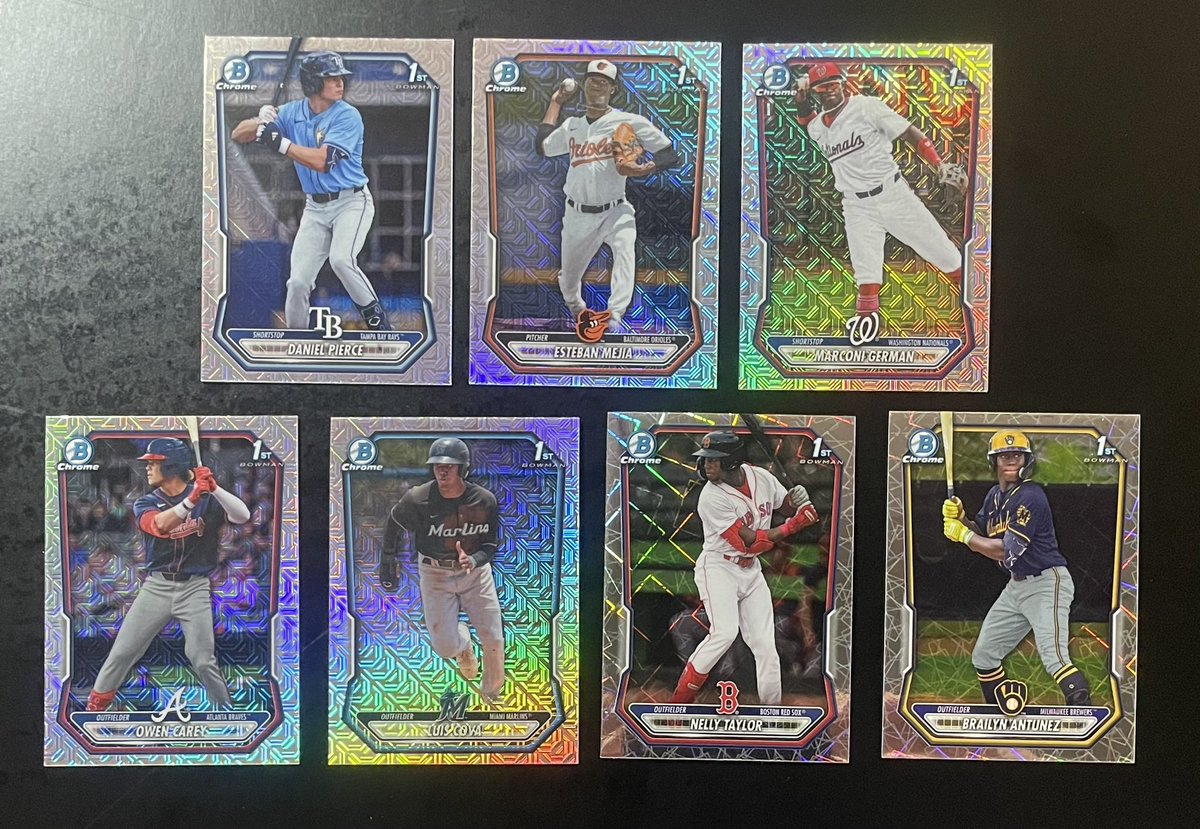 UpstateCC42's tweet photo. @Lynchcardsales Take a big lot for $25 shipped https://t.co/ZllTKzxmn6
