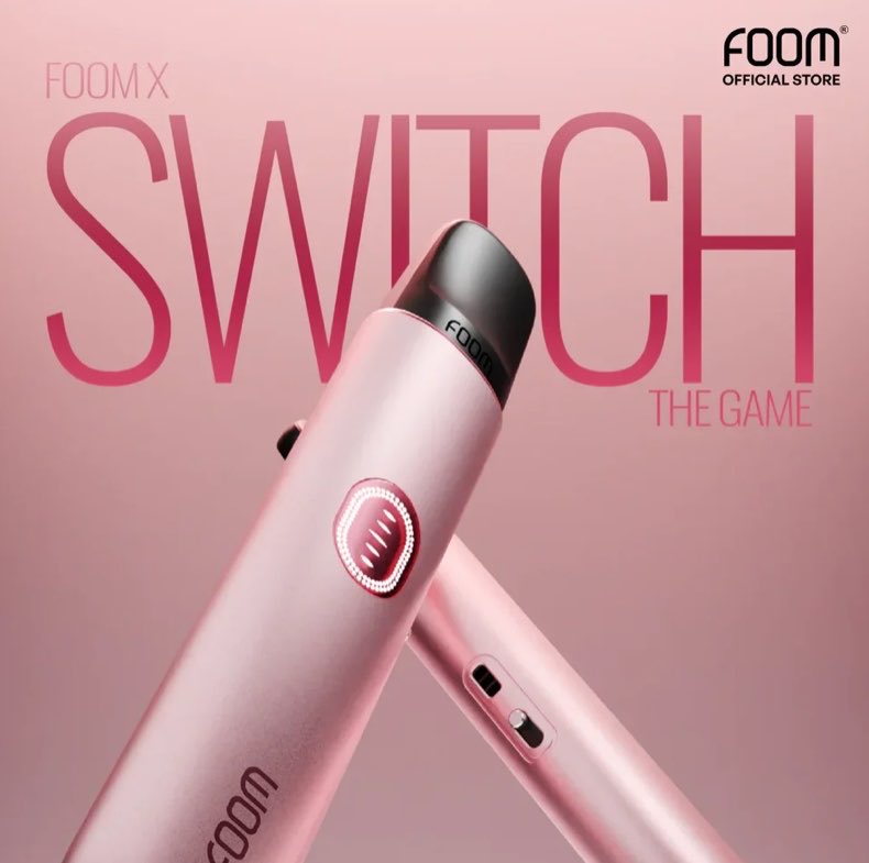 haiwaru's tweet photo. wts preloved pod foom x switch pink masi sebulan baru banget, minus di ct doang, lengkap box charger dll, liq masi full baru dibuka doang blm dipake samsek, 175k ambil, bisa dianter, nego tipis ya https://t.co/VLzfdI0pRJ