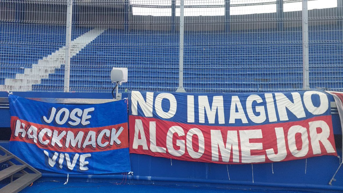 cerro879's tweet photo. Los colores más lindos del mundo. #CerroPorteño vs Sp Cristal. Fecha 6 Copa libertadores 2026. 

¡VAMOS CERRO!🔴🔵🇵🇾✅️ https://t.co/EWsFWYvsdr