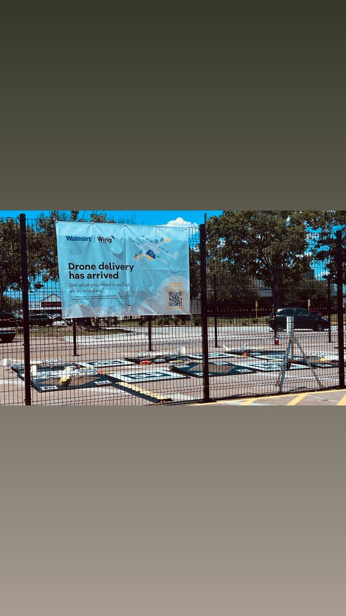 daxdesai's tweet photo. Finally getting drone delivery in Houston!  #walmart #wing #dronelogistics #dronedelivery https://t.co/1JcL0PZmQ1