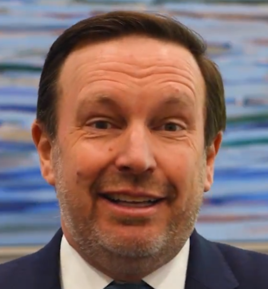Gooboberti's tweet photo. @ChrisMurphyCT your face screams "I'm absolutely lying about everything I'm saying, please believe me" https://t.co/938vOJjrcu