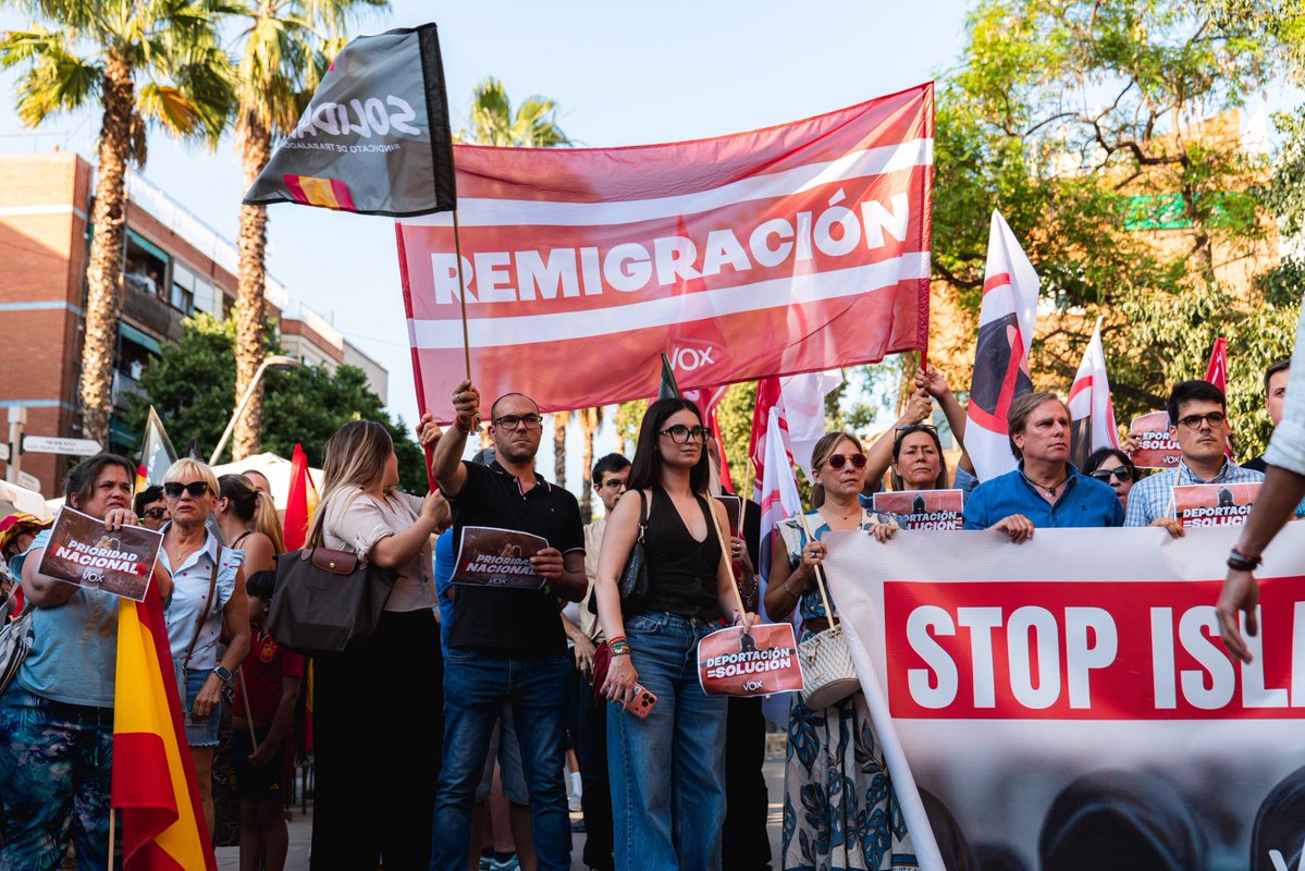 VOX Cataluña tweet media