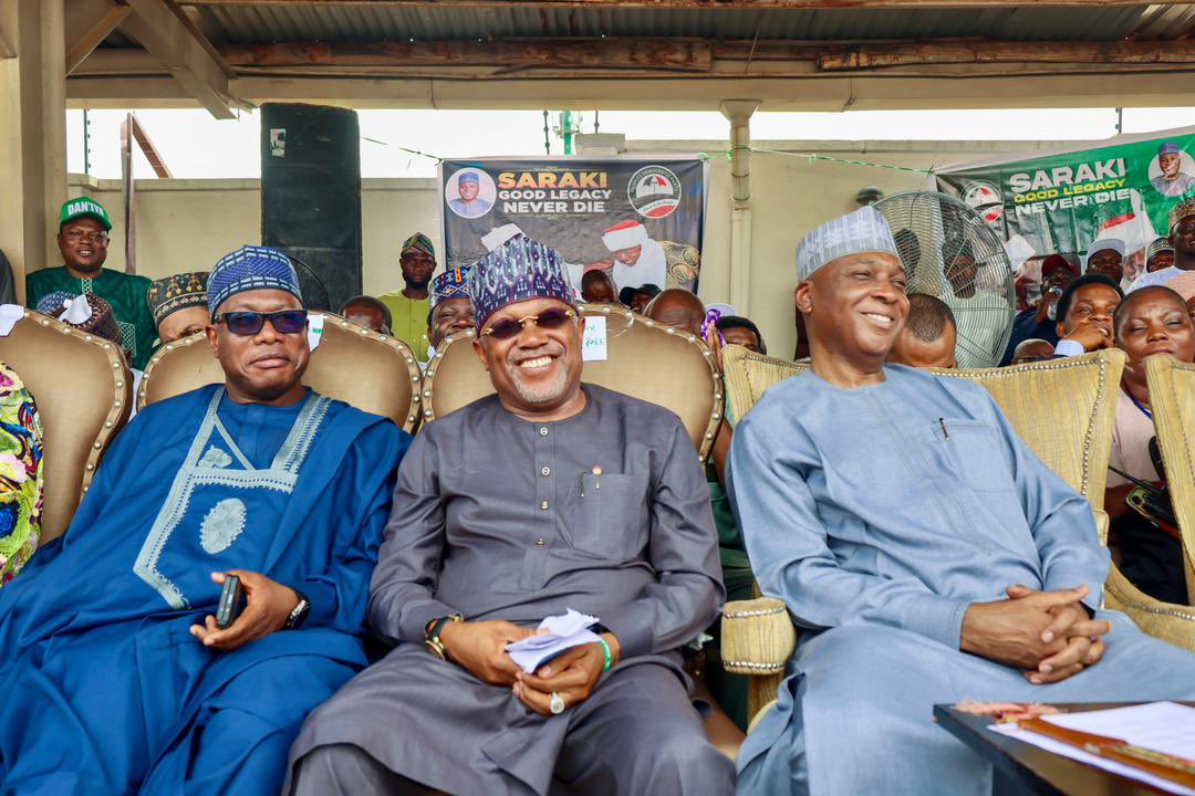 SBKforgovernor's tweet photo. Earlier today, my wives and I joined our leader, Dr. @bukolasaraki , and Barr. @toyinsaraki in Ilorin for the Ileya Hangout celebration. 🌙✨

It was inspiring to see the Kwara PDP family and supporters come together in love, unity, and togetherness.

Barka da Sallah

#SBK2027 https://t.co/GFVhbCcKUi