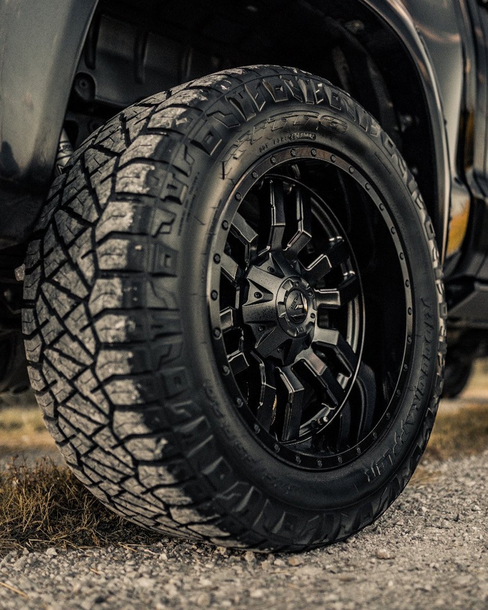 customoffsets's tweet photo. @fuelwheels x @nittotire 🔥

Owner: @stone_cold_cash
Photographer: @britton.shot

#customoffsets #liftedtrucks #nittotires #fuelwheels #tunrda https://t.co/bTAlHWzMvk