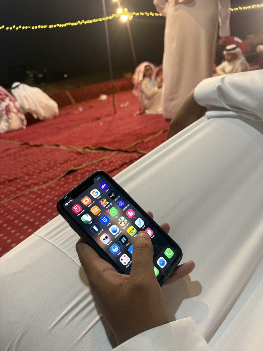 2i287's tweet photo. الي جنبي محمل بركة ينصح فيه🙏🏻 https://t.co/CvI8BErB17