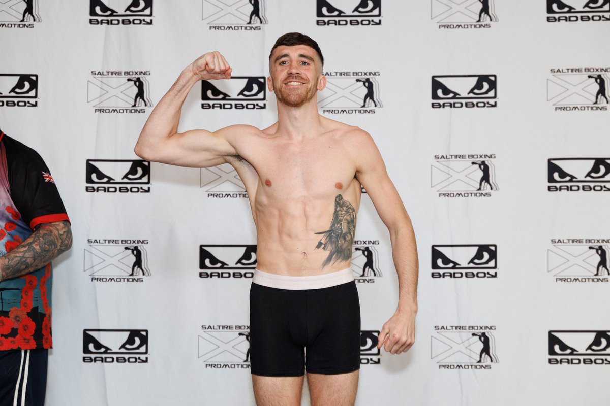 StAndrewsSC's tweet photo. 𝑻𝑯𝑬 𝑪𝑯𝑨𝑴𝑷 𝑹𝑬𝑻𝑼𝑹𝑵𝑺 👑 

Matty McHale staying busy with some more bigs looming… 👀 

Don’t miss your chance to see him fight in Paisley on 𝑳𝒂𝒈𝒐𝒐𝒏 𝑳𝒆𝒈𝒂𝒄𝒚 2.0 🌊 …

🎟️ : You can still buy NOW via the link 👇 https://t.co/eyh0petP5U