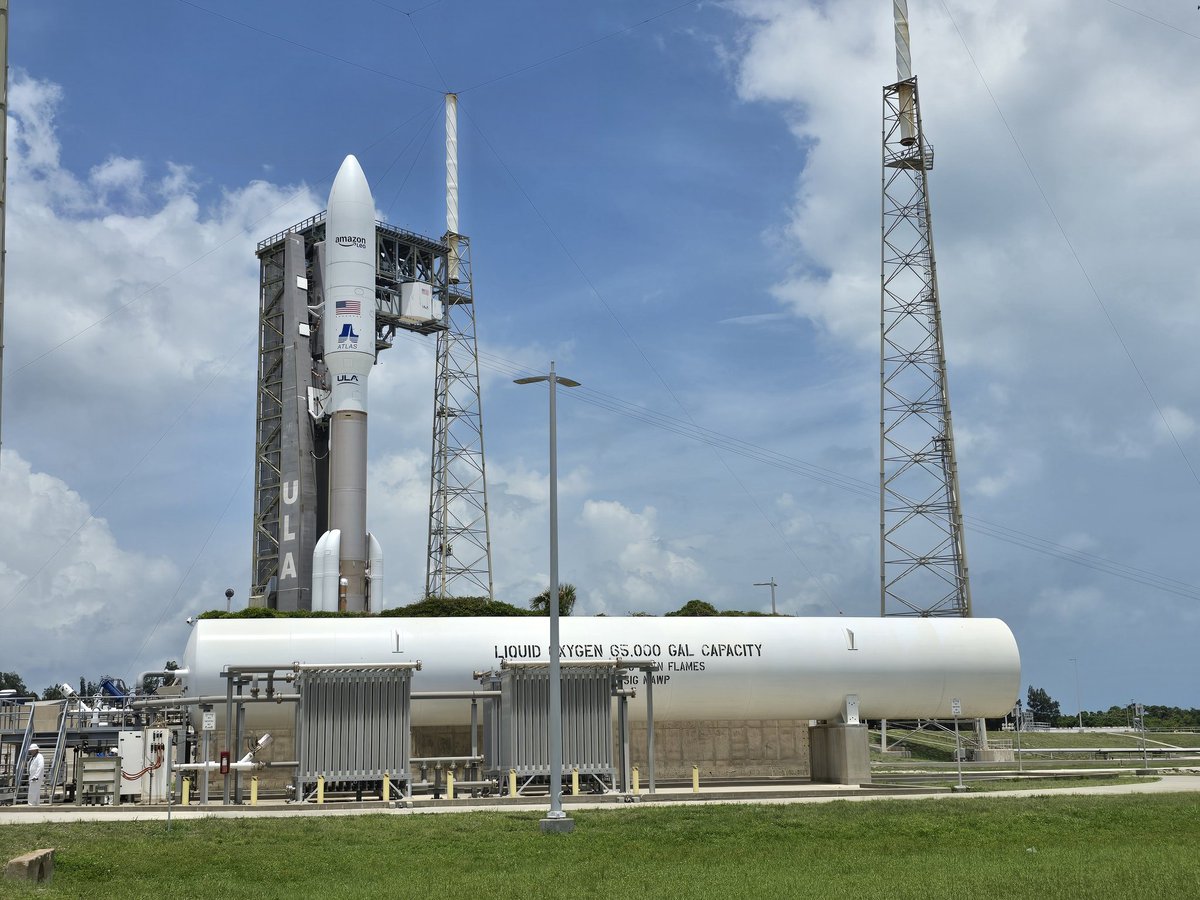 SchilkeScott's tweet photo. Today during a very hot #ULA #AtlasV #Amazon #Leo7 remote camera setup around this amazing SLC-41 launch complex.
Always special to be out here and thinking of John O'Connor photographer who we lost on this very launch pad.🇺🇲🚀🇺🇲 https://t.co/AkRr4p80Yp