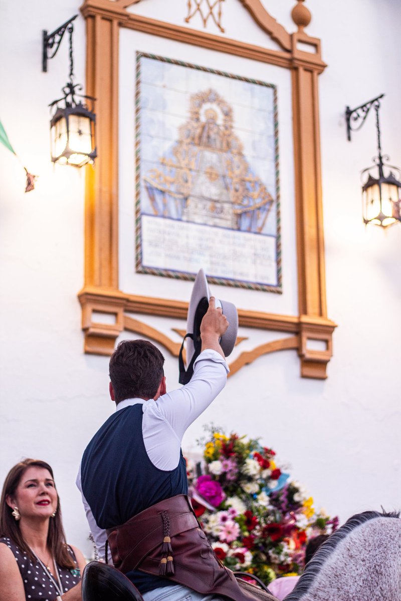 H_AguasSantas's tweet photo. Todos los caminos de mi corazón conducen a ti, oh bendita madre de los Villaverderos y Villaverderas.
¡VIVA LA VIRGEN DE AGUAS SANTAS!
¡VIVA LA MADRE DE DIOS! ¡VIVA LA REINA DE LOS CIELOS!
¡VIVA LA PATRONA DE VILLAVERDE!
¡VIVA LA ROMERÍA DEL CONVENTO!
¡VIVA LA VIRGEN CHIQUETITA! https://t.co/9UDLYd1plM
