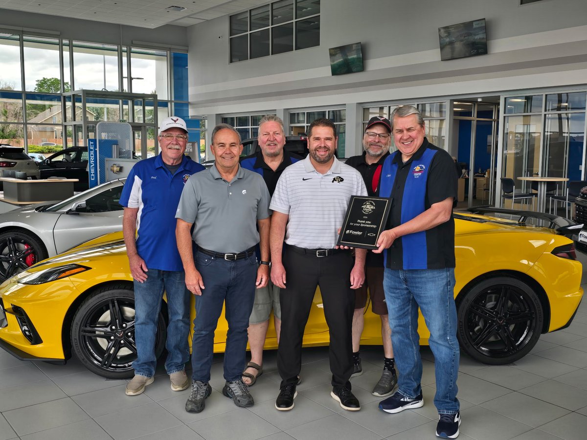 fowlerchevyco's tweet photo. Thank you to the TORCA board members for visiting Fowler Chevrolet and presenting this award to our team! We are thankful for the opportunity to serve our community every day. #Fowler #FowlerAuto #Auto #FowlerChevrolet @fowlerauto https://t.co/hzuHLLwhJf