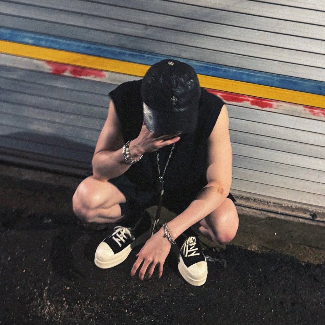 bbokiebin's tweet photo. nerd imie making his bully chn apologize by getting on his knees and pissing himself while imie scolds him for being such a bad puppy send tweet https://t.co/l4dzQXabC7