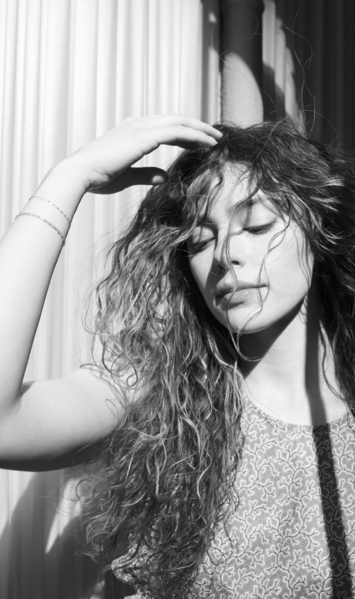 Danielle Rose Russell News! tweet media