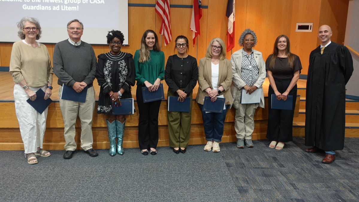 CASA_FC's tweet photo. Congratulations to the Spring 2026 Class of CASA Volunteer Guardians ad Litem!  We appreciate your willingness to advocate for an abused or neglected child in our community. A special word of thanks to Magistrate Marcus VanWey for administering the oath of office. https://t.co/GwbxBeRP7L