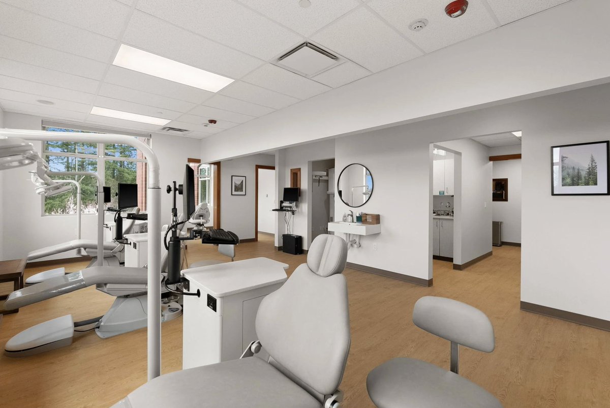 RushCompanies's tweet photo. The project delivery method behind a healthcare remodel can shape everything from timeline and communication to flexibility throughout construction. 🏥✨ 

Take a closer look at how the Design-Build approach helped deliver a new ortho clinic in Gig Harbor: https://t.co/QkbhAWYPft https://t.co/393zPtboi2