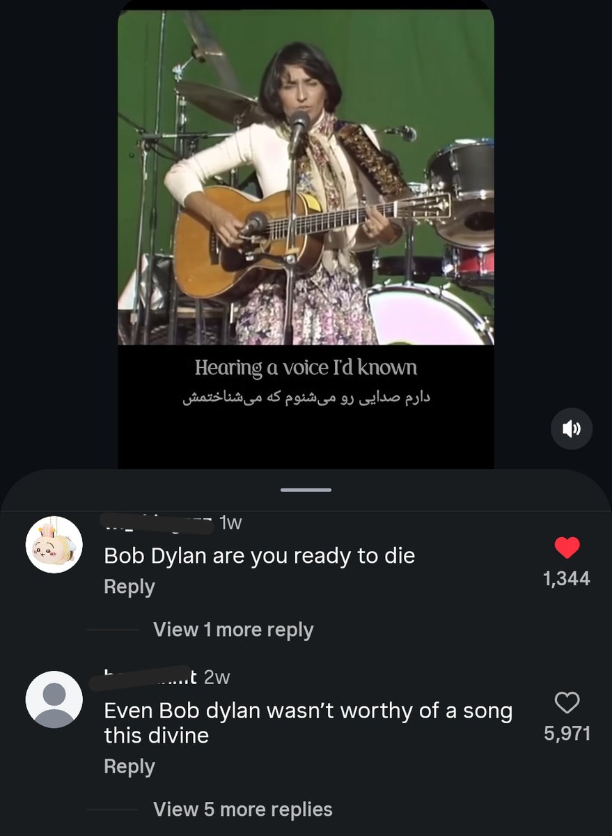 khwasso's tweet photo. @joancbaez hi lol https://t.co/z9DSckJ3Cm