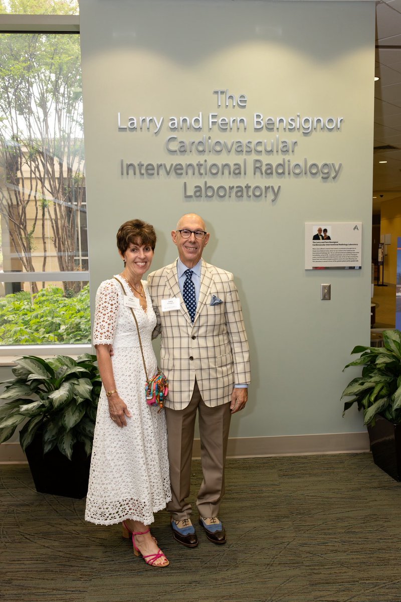 dcstyleguide's tweet photo. Honoring a true community hero. 👏

I am so proud to dress a man whose generosity is as distinguished as his style 

Book your consultation with me today!

Amanda Latimer 
📩a.latimer@tomjames.com 
📲239-849-5205

#customclothing #ootd #bespokefashion #tiktokfashion #styleinspo https://t.co/SFqe2jX884