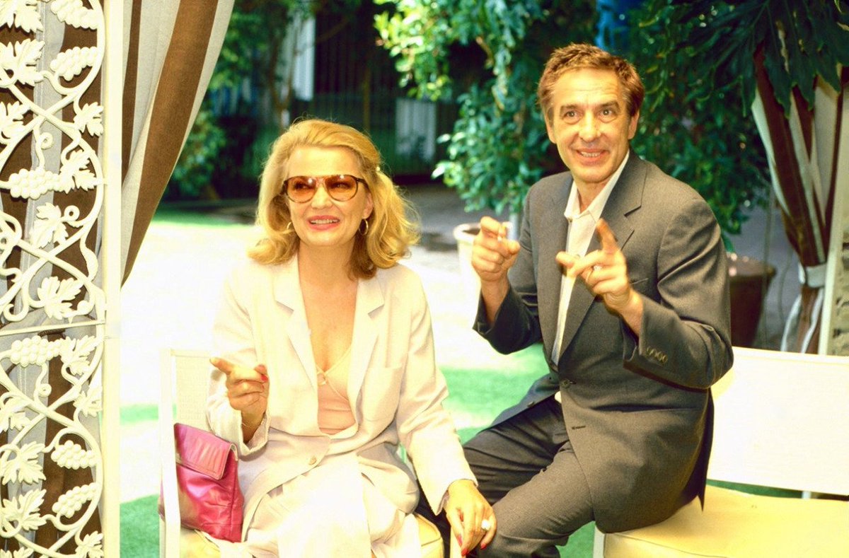 distractedfilm's tweet photo. ARTHOUSE LOVERS:

Gena Rowlands and John Cassavetes. https://t.co/ag7L2QjdFe