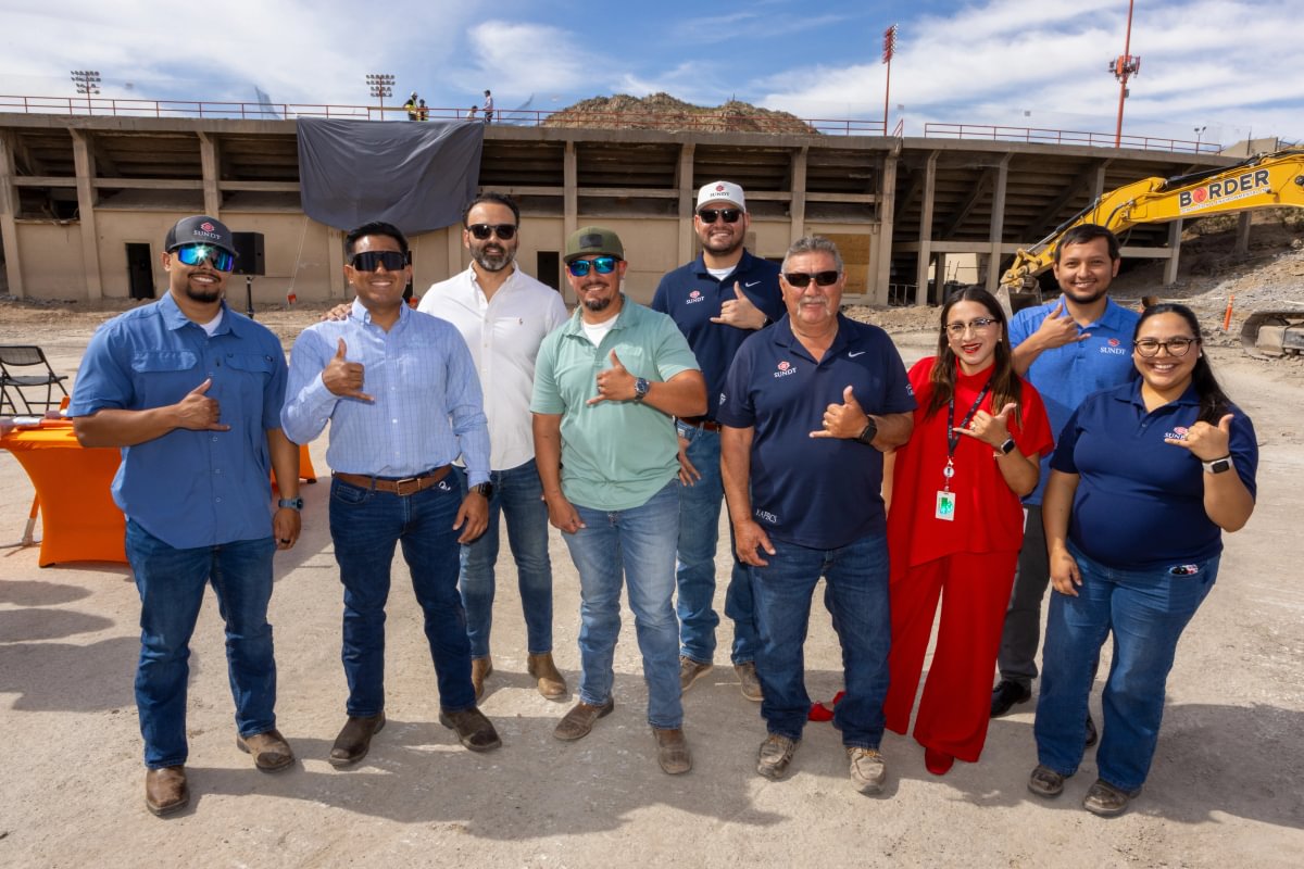 UTEP's tweet photo. 🤩 EXCITING NEWS! Today, University and community leaders broke ground on Miner Crossing, a new $102 million complex that will provide a much-needed expansion of UTEP’s on-campus housing.

This state-of-the-art residence hall will be equipped with a fitness center and brand-new dining facility near the center of campus.

Learn more: https://t.co/qfb8MC7J1H