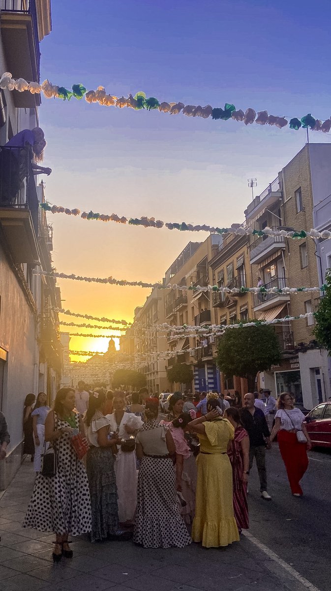 FatimaGarcia01F's tweet photo. Ya está en su barrio https://t.co/nQsldqEXjp