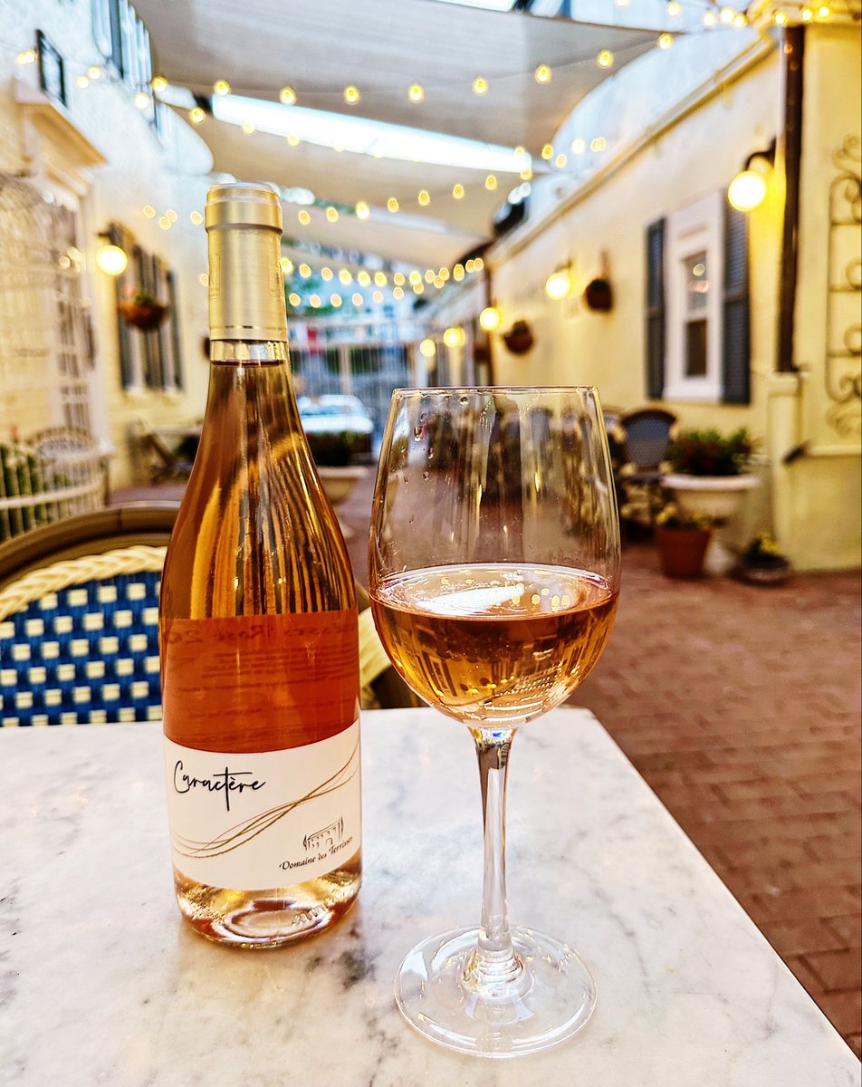 ChezBillySud's tweet photo. @jsidman It’s going to be an amazing weekend for patio rosés! https://t.co/1OQNU7OX4O