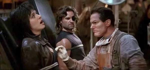EugWSerra's tweet photo. On August 9, 1996, Escape from L.A. was released! #EscapeFromLA #JohnCarpenter #DebraHill #KurtRussell
#StacyKeach #SteveBuscemi
#PeterFonda #GeorgesCorraface
#CliffRobertson #BruceCampbell #PamGrier #ValeriaGolino #AJLanger #PeterJason #RobertCarradine https://t.co/L0VCQPycXY