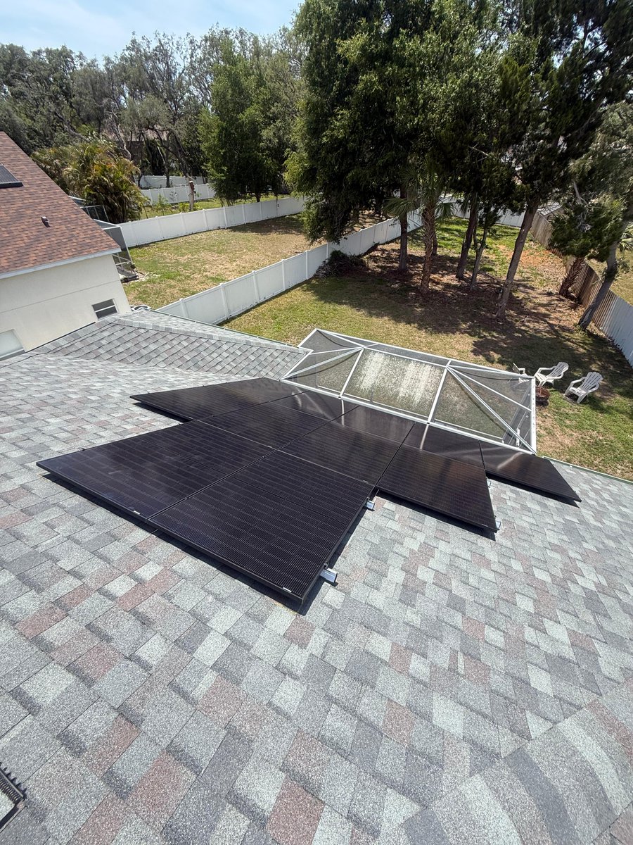 SolarTechElec1's tweet photo. ☀️ Another Florida homeowner just took control of their power bill.

This new 17.55kW solar installation in Holiday, FL is projected to reduce the homeowner’s average $321 electric bill to around $30/month ⚡

✅ 39 Tier 1 Panels
✅ Enphase Microinverters
✅ 112% Energy Offset
✅ 91% Utility Bill Reduction

Thinking about solar?

📲 Call/Text Daniel: 727-472-9302
☀️ Free Solar Discovery Call: https://t.co/RidUCT1c7m

#Solar #FloridaSolar #RenewableEnergy #GoSolar #SolarSaving