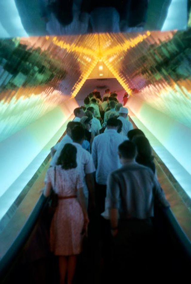 TangaroaJoel's tweet photo. The staircase that lead up to Progress City from center stage of the closing Act of Carousel of Progress still absolutely fascinates me. 
https://t.co/r1WqGCwkIg https://t.co/CNP02nZxqW