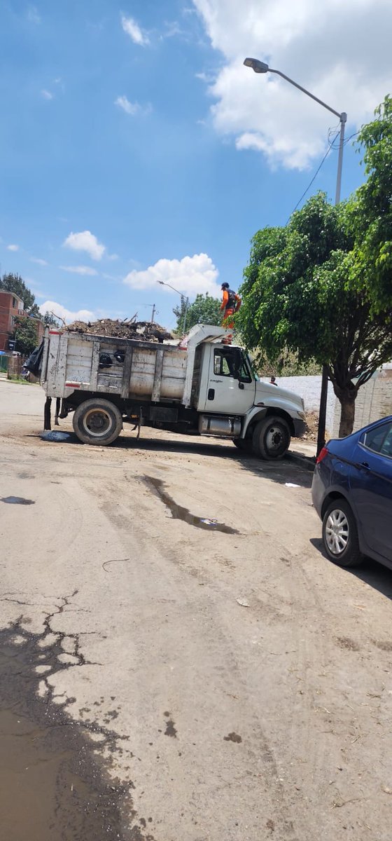 MarceCam5's tweet photo. @LimpiaPue gracias por el apoyo en UH Agua Santa https://t.co/AUmtwNE7EC