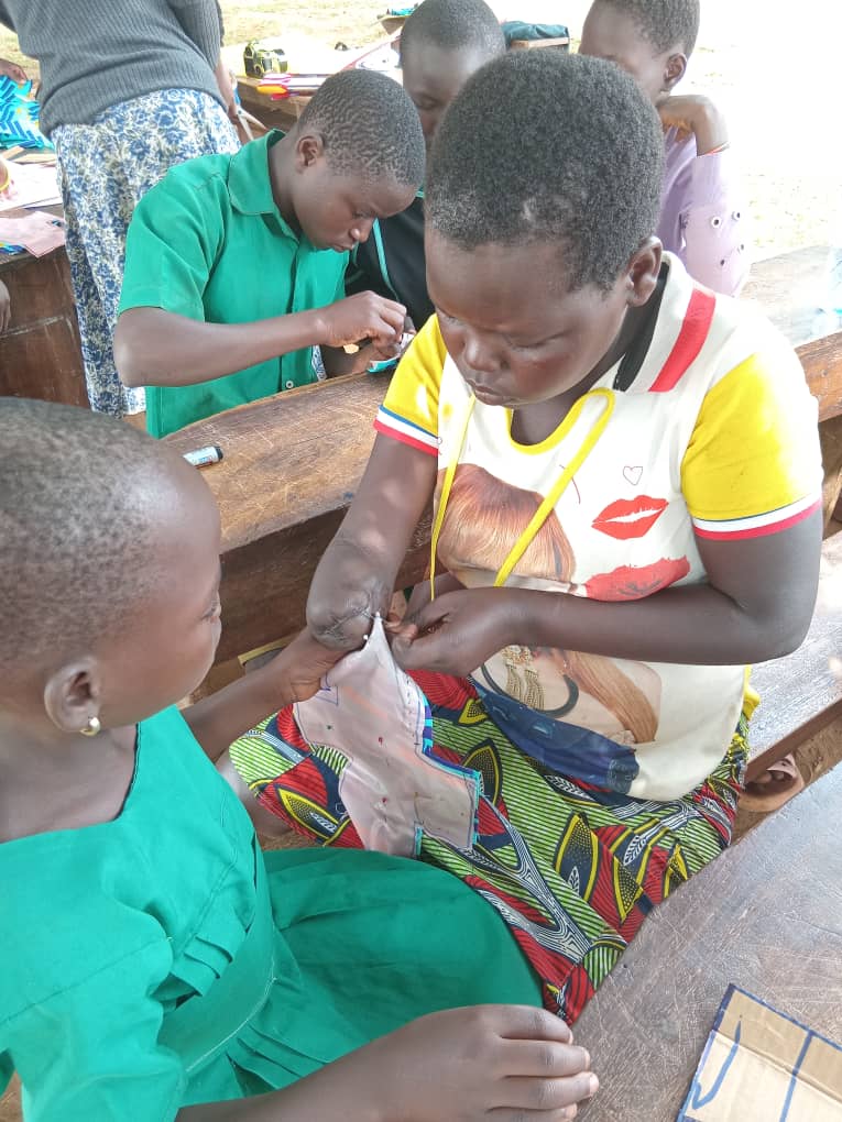 PRINCE_WAISWA8's tweet photo. REPOST!🙏🤲
Proud to support Initiative for Girls’ Empowerment Uganda on “Menstrual Liberation” 

menstrual education, reusable pads training, and donations of pads, clothes &amp; scholastic materials — all to keep girls in school. @DisabledWorld
@MUDSAUPDATES @NUDIPU https://t.co/K0onZqDxA1