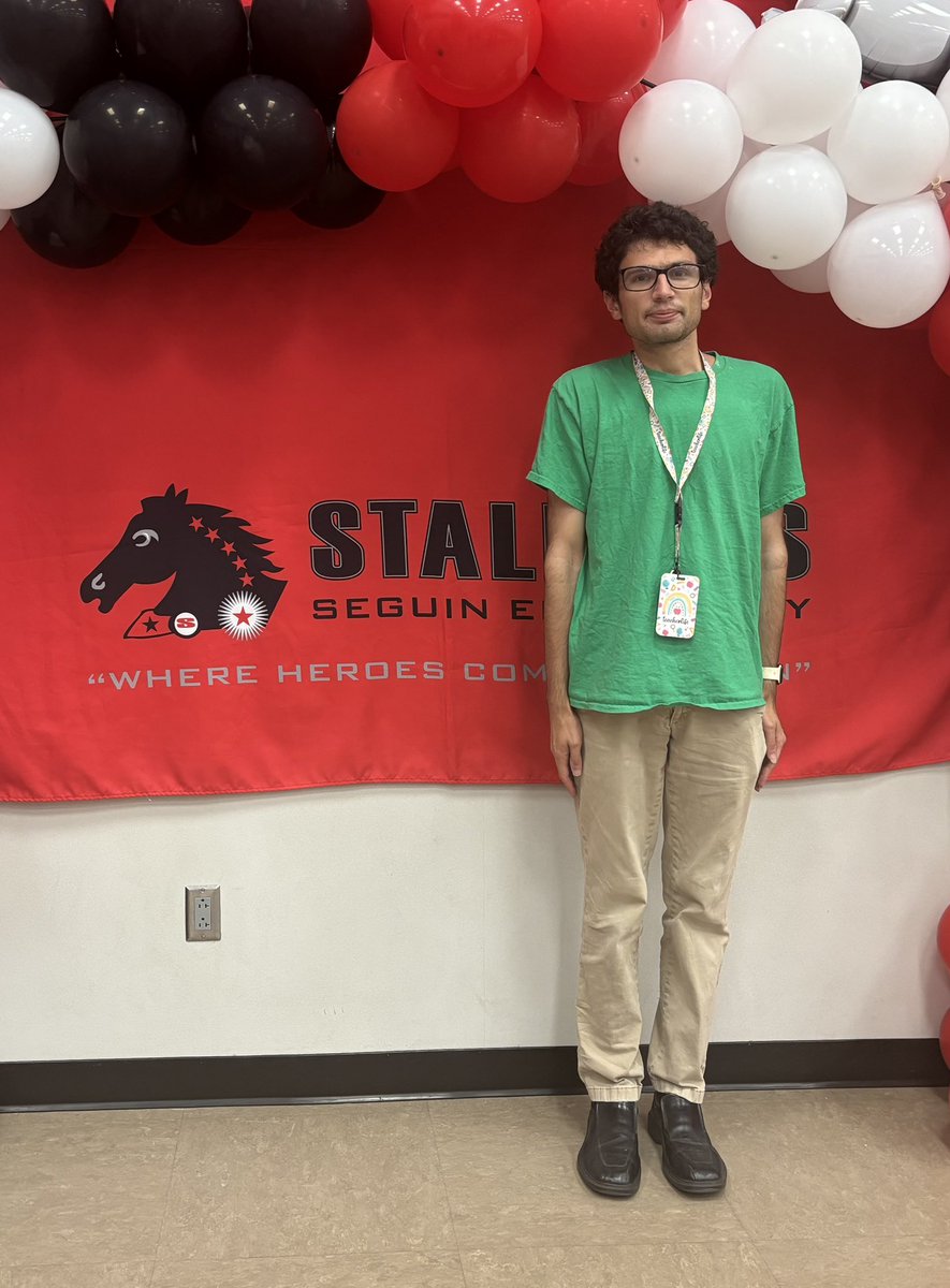 MSacksFBISD's tweet photo. I successfully completed my first year teaching. 

Bittersweet to say goodbye to @JSES_Stallions. So thankful for everything this campus gave me during my first year in the classroom.

Excited for a new chapter next year at @QVE_Eagles https://t.co/ibuwmJf0DS