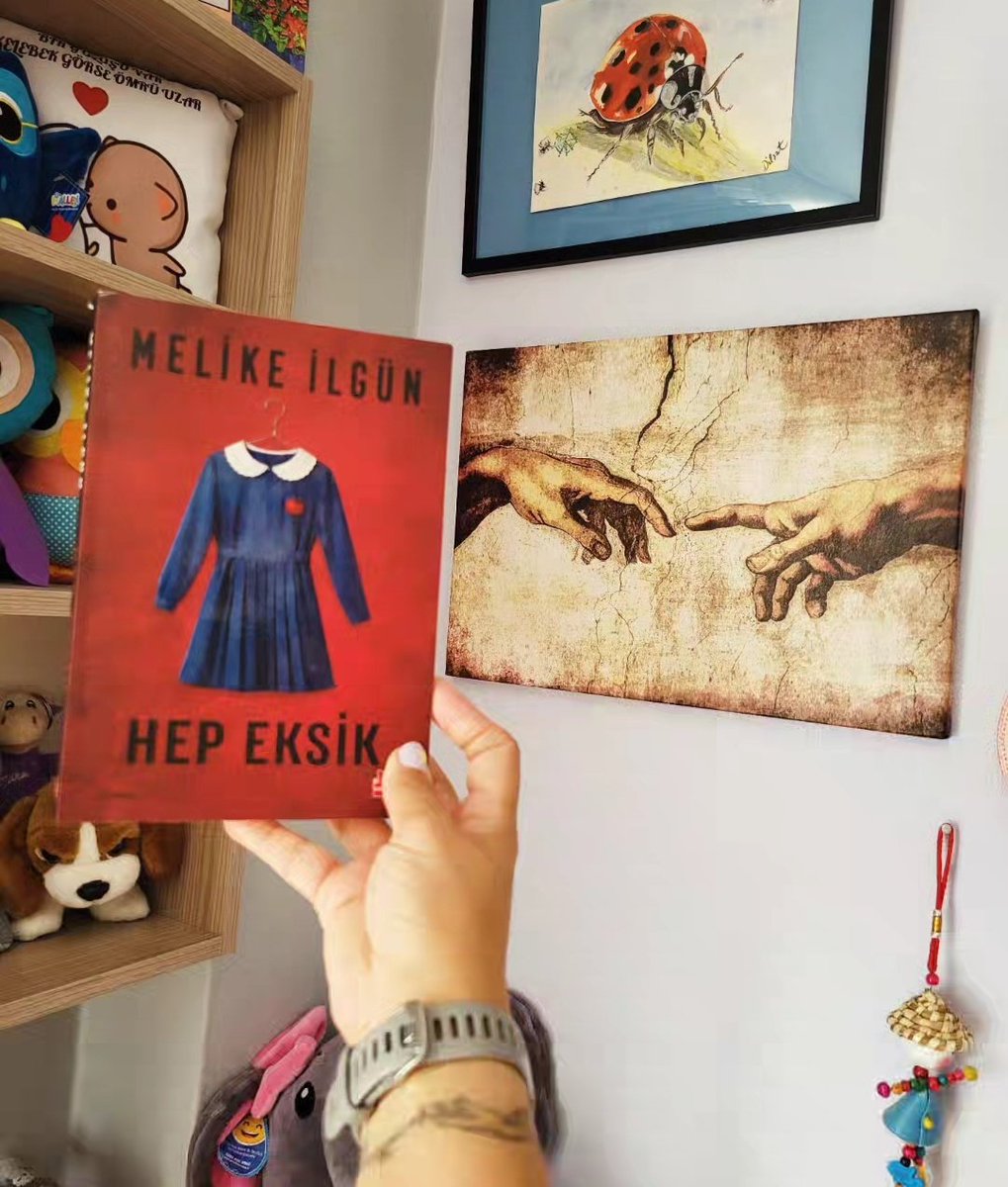 Bin_guL's tweet photo. “Hep Eksik”, tam olamamanın, yetişememenin ve buna rağmen devam edebilmenin kitabı... https://t.co/TfIJE2ek0e