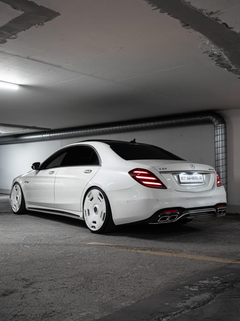 CarxZone's tweet photo. S63 AMG 🕊️ https://t.co/gOl2ZMDkvx