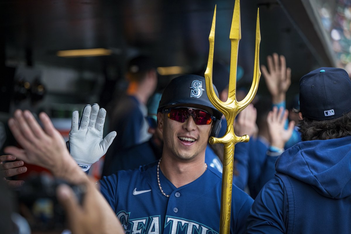 Mariners tweet picture