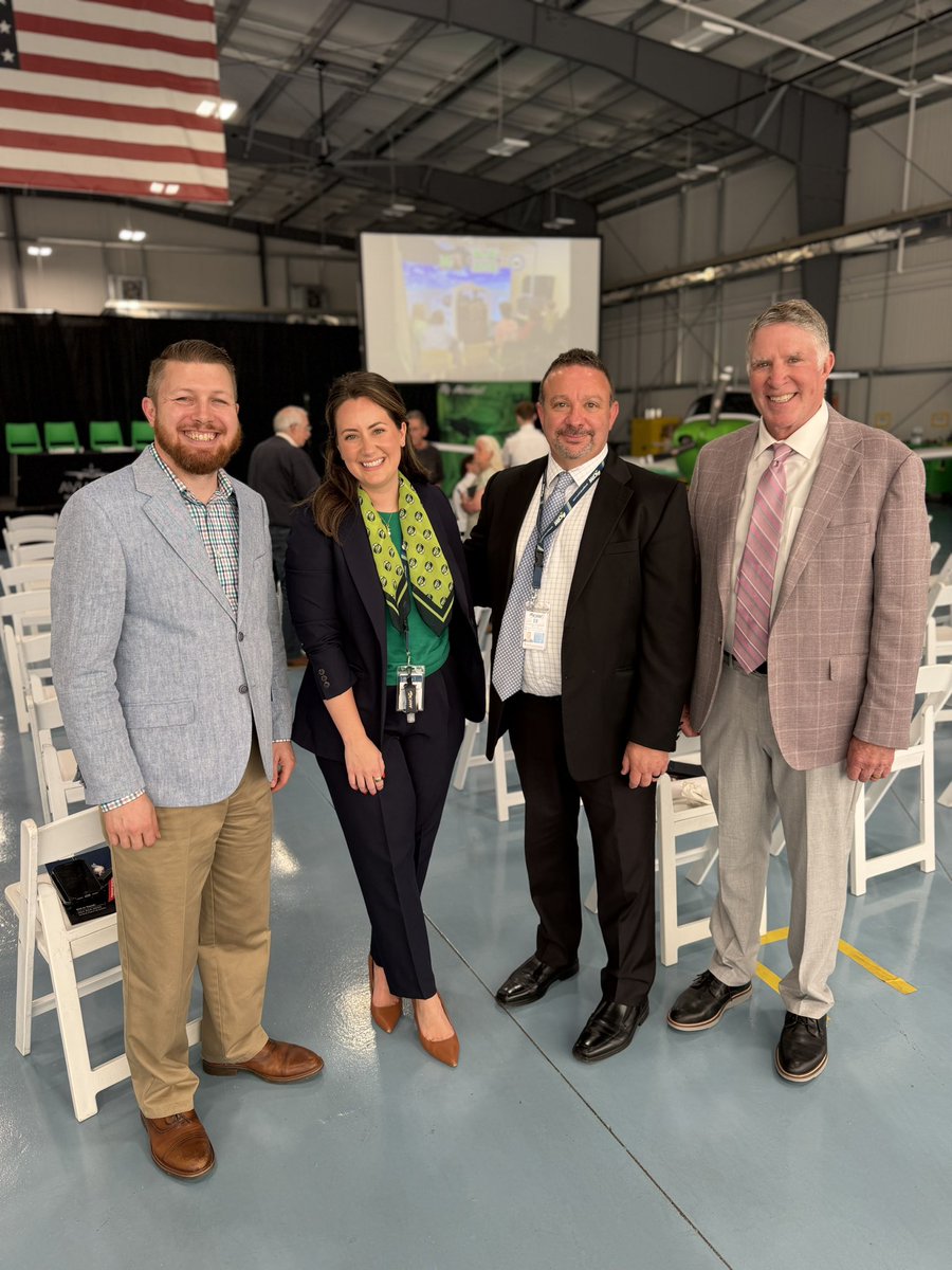 leavittforwv's tweet photo. It was wonderful to be at the @marshallu Bill Noe Flight School at @flycrw today for the announcement that Marshall is partnering with @WVEducation to create AIRWV, a program to help kids from K-12 learn about flight and engineering careers. Starting in Kanawha, Logan, Barbour, Jackson and Clay Counties next year, students can finish high school on a clear path to becoming pilots, aerospace engineers, maintenance technicians, or airport operations staff. 

We need way more programs like this giving our next generation the skills they need to jump straight into the workforce at graduation!