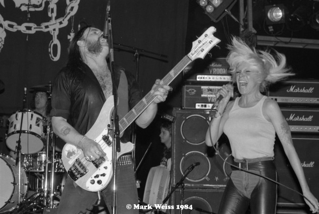 markweissguy's tweet photo. Remembering Wendy O. Williams. 
May 28, 1949 - April 6, 1998 
“Basically, I hate conformity. I hate people telling me what to do. It makes me want to smash things. So-called normal behavior patterns make me so bored, I could throw up!” - #WendyOWilliams #plasmatics #motorhead https://t.co/GlMFvlI9nC
