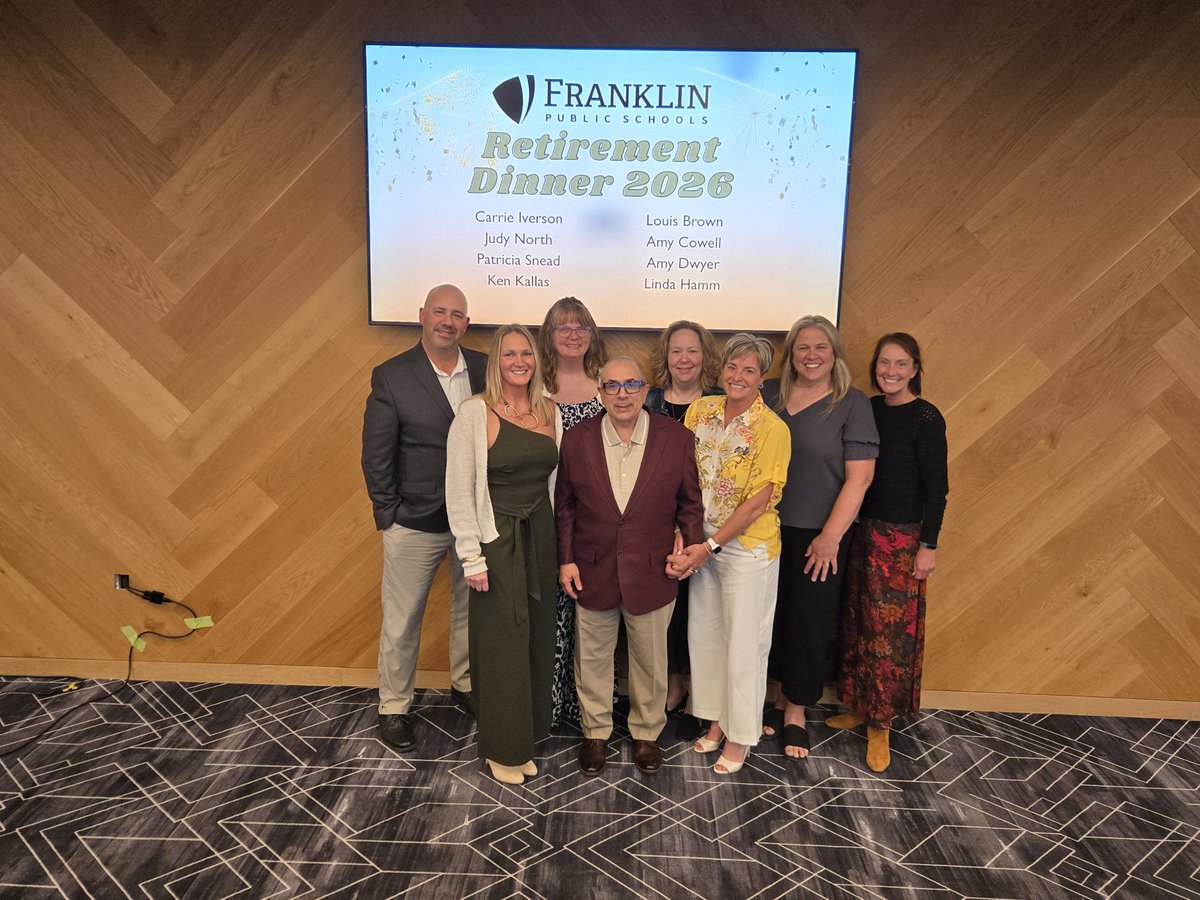 FPSDistrictWI's tweet photo. 🖤💛 We are proud to honor the 14 retirees from FPS whose combined service totals nearly 400 years of dedication to our learners, families, colleagues, and community! 👏  

Many were celebrated at last week’s annual Retirement Dinner as we reflected on their incredible legacy! https://t.co/U2pJNU3rNU