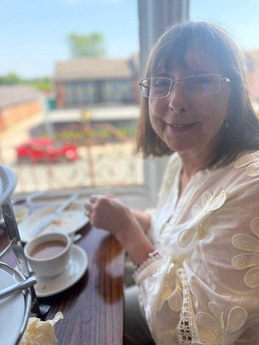 jackdobbie1's tweet photo. 55 today happy birthday to me.   Been a blast at slatterys earlier and saw the kids and my granddaughter I’ve loved it.  Happy birthday ￼￼😻😻😻😀😀😀😍😍😍 https://t.co/C3w9RM75dc