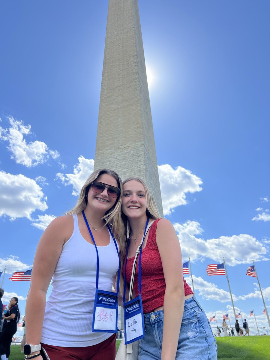 niceguyjonesy's tweet photo. Then we hit up the Washington monument looking for Earl! Instead got some great pics! #KarcherDC26 #lotsoffun https://t.co/4y7ORIYsih