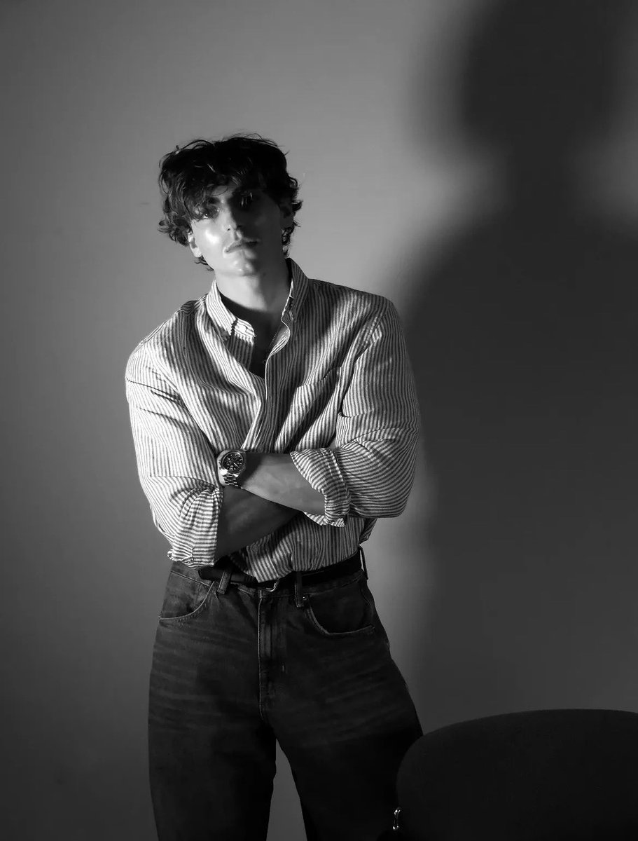 jamesodonoghubr's tweet photo. 📸 | James O’Donoghue em uma sessão de fotos recente. https://t.co/vNWNqm4wI7
