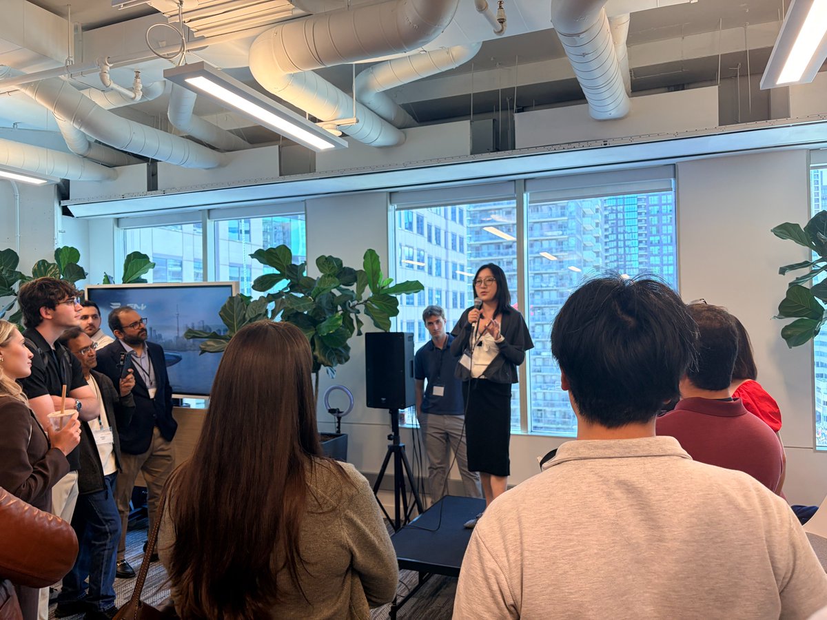 Gensee_AI's tweet photo. So great to meet some GenseeAI users in person at Toronto Tech Week.

We got to hear product feedback face-to-face, met many new friends, and had lots of good conversations about AI agents, real-world use cases, and security.

Exciting to see deep tech AI startups booming. https://t.co/r8VxUkHAzZ