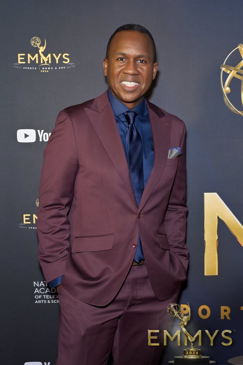 SteveOsunsami's tweet photo. Emmy night. 🙏🏾 https://t.co/0JroTmTNx7