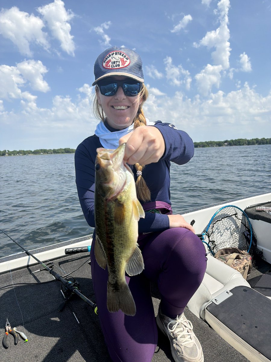 Gabby_Hoffman's tweet photo. Back to Bas(s)ics 🎣 

I won fourth place at @POMA_HQ inaugural fishing tournament this AM. I caught four largemouth bass and lost a couple. No pike, sadly. 

Days like these make me grateful to be an outdoor media member/journalist. 😎 https://t.co/K2BGDvE8vQ