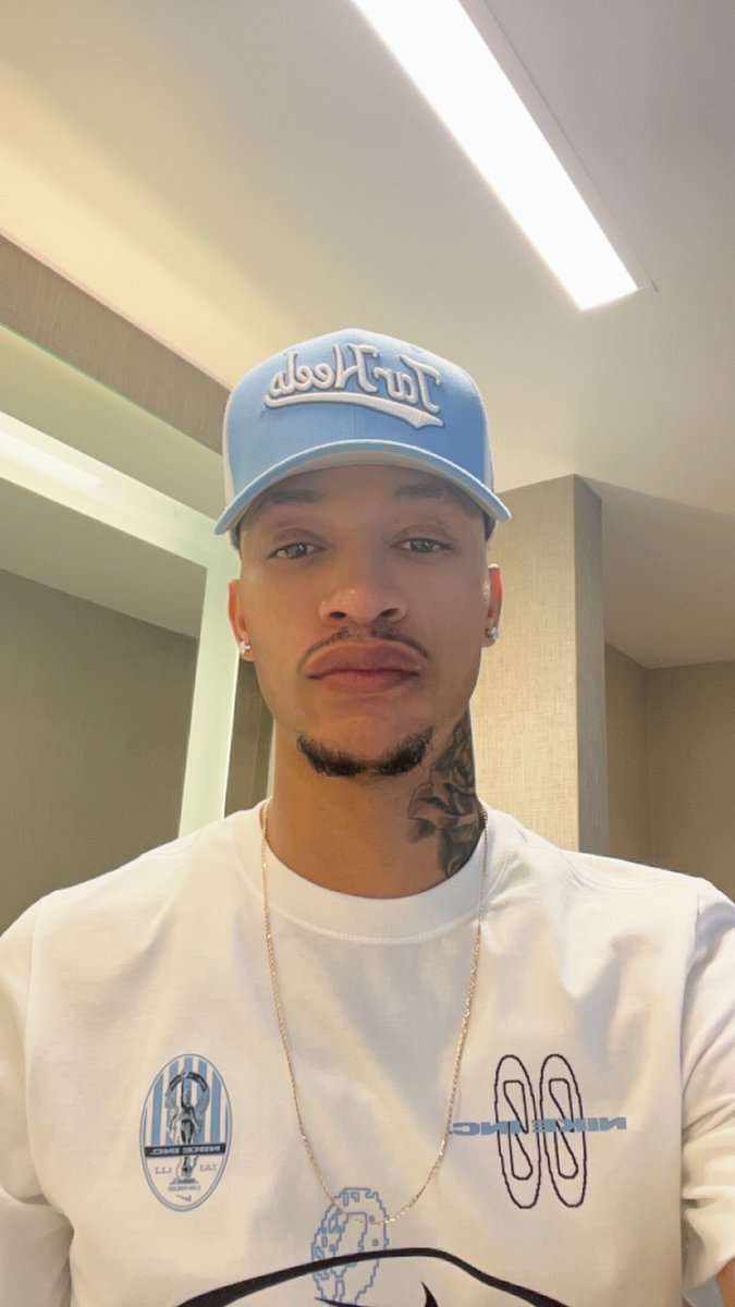 princ3ofkingz's tweet photo. Fuck it , time to put a face to the madness … https://t.co/ydZGVdiNmk