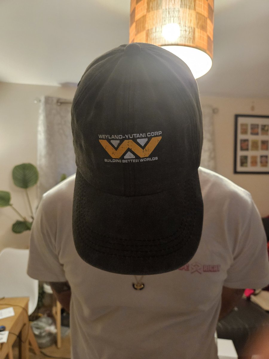 WordsByIssy's tweet photo. Girlfriend got me an incredible hat I'm so happy 🥰 https://t.co/Xt5WnpyEgF