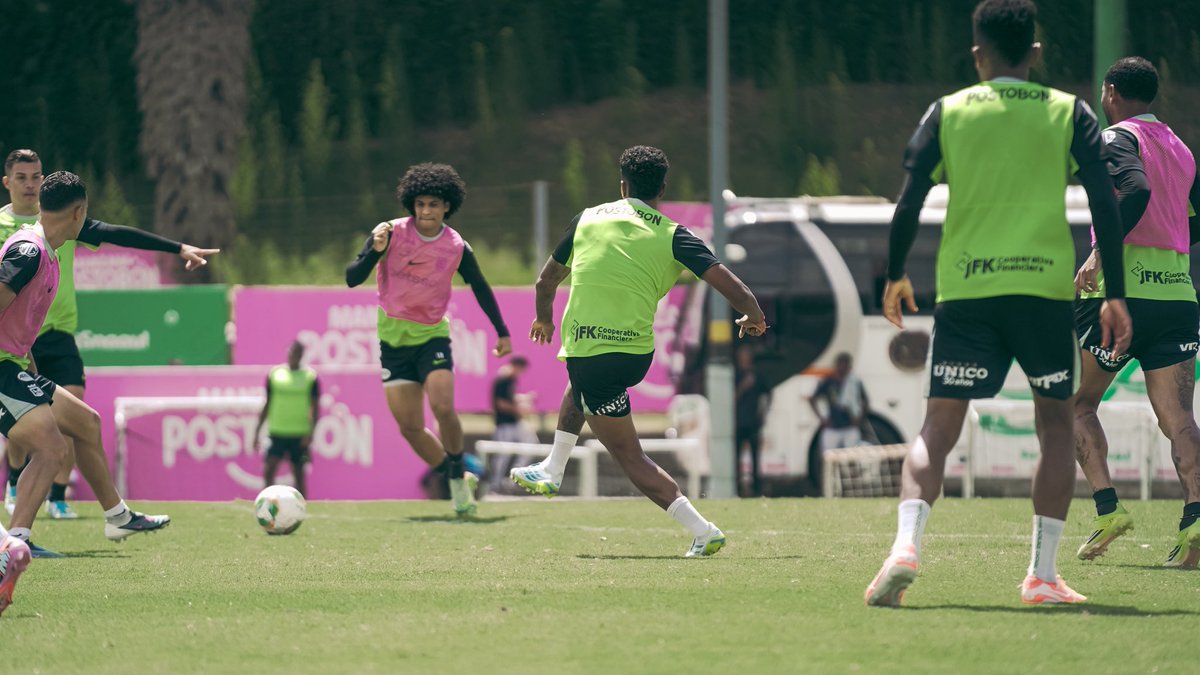 nacionaloficial's tweet photo. Nos preparamos para la primera final.

#EntrenamientoVerdolaga 
#VamosTodosJuntos https://t.co/mndwZL0XaT