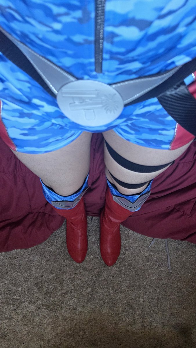 BoundBootBoy's tweet photo. gooning myself stupid in cosplay while playing ow 😵‍💫😵‍💫 my brain is so fried rn 😫 https://t.co/bnL4Z1IATO
