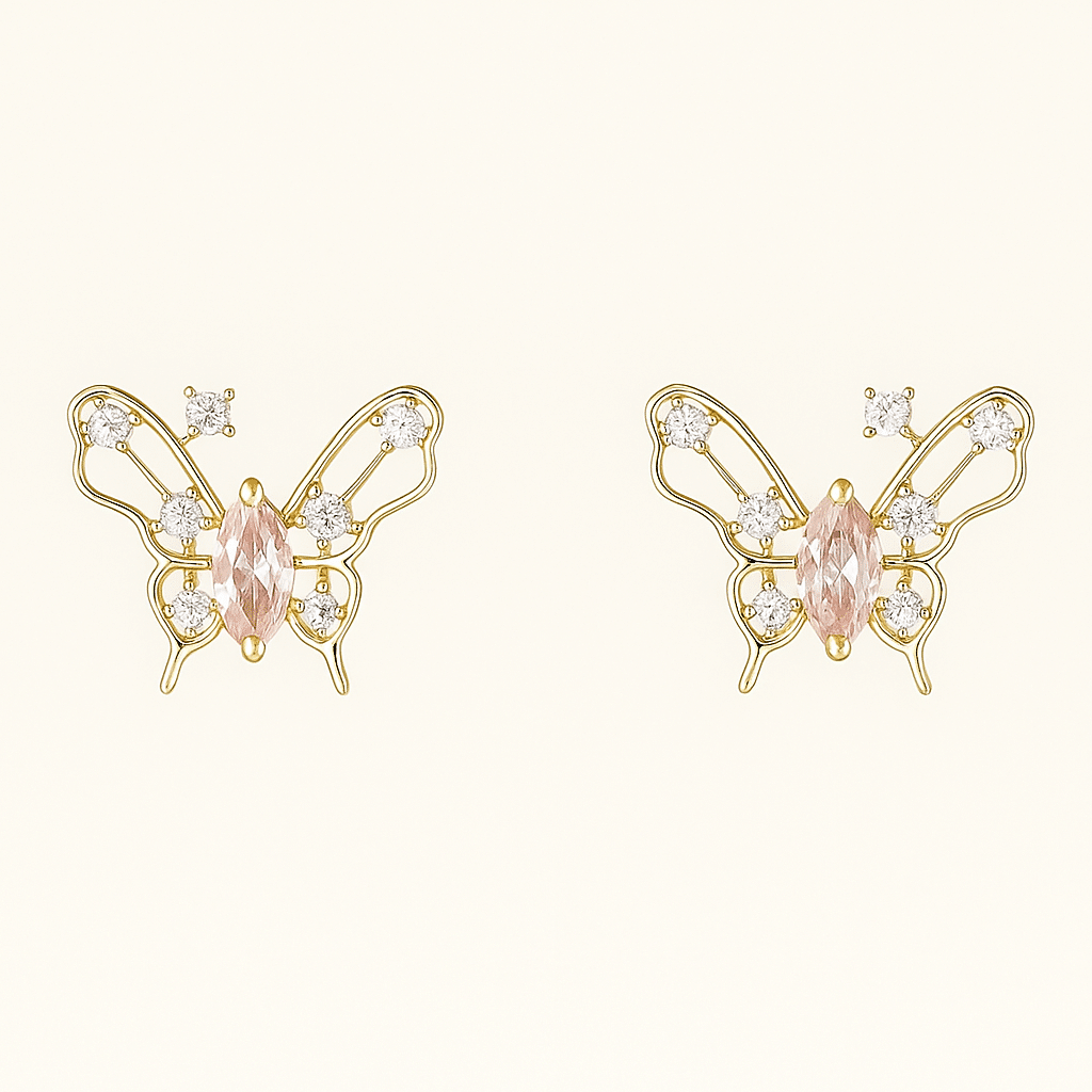 ismakdi_'s tweet photo. Vous êtes à la recherche de bijoux avec un petit côté Fantaisie ? Féerique ? Si c'est le cas les bijoux @__etherea__ sont fait pour vous ! Bracelets, colliers, bagues, boucle d'oreille... Tout y est ! Point fort : La soeur propose des bijoux sur mesure pour certains bijoux ! https://t.co/ywjGKpYTJW