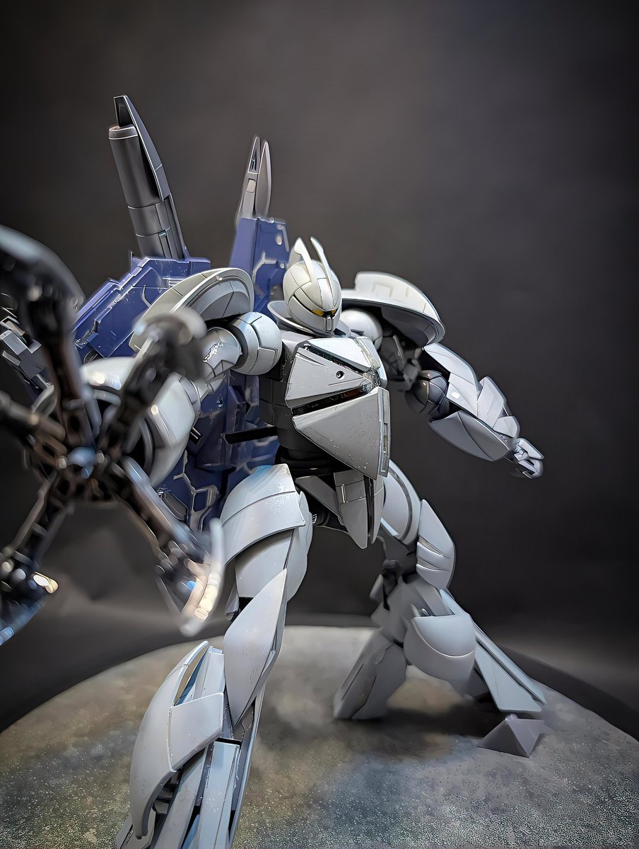 yura1024's tweet photo. #はなかな杯5
#ガンプラライフ
#プラモデルライフ
#筆塗り
MGターンXこれにて完成！
ファレホによるオール筆塗装。
全体的にドライブラシを施して、発掘直後のイメージで塗装してます。
スミ入れしやすいように溝は全て彫り直してます。 https://t.co/6CdVscOgjY